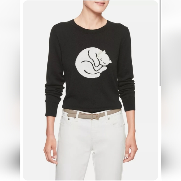 Banana Republic Sweaters - 💜2 for $10💜Adorable sleeping cat sweater by Banana Republic
